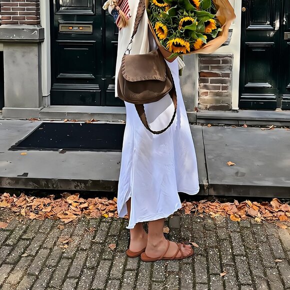 Women's All Brown Soft Flat Toe Ring Style Thongs Cross Strap Slide Sandal Shoes - Picture 2 of 5